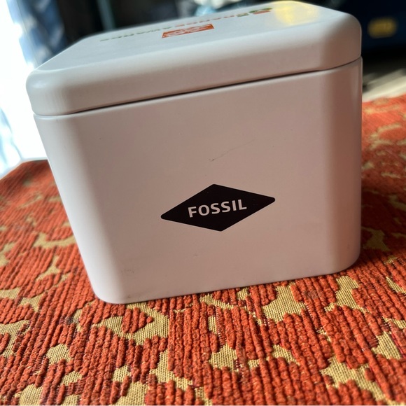 NIB - Fossil Perfect Boyfriend Watch - Picture 9 of 11